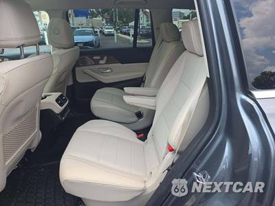 2025 Mercedes-Benz GLS 450 4MATIC - zdjęcie 13 z 26 - miniatura