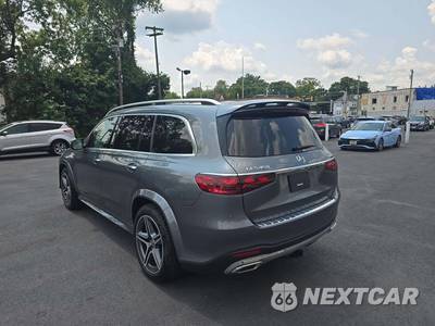 2025 Mercedes-Benz GLS 450 4MATIC - zdjęcie 2 z 26 - miniatura