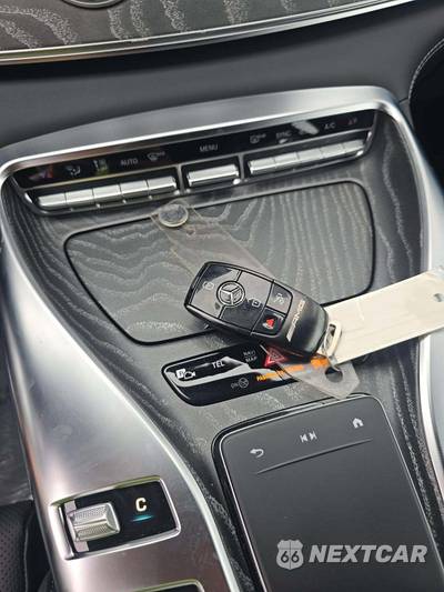 2024 Mercedes-Benz AMG GT 43 4MATIC Hatchback - zdjęcie 5 z 19 - miniatura