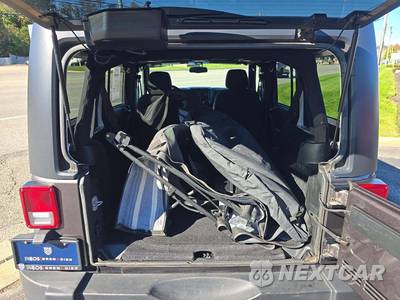 2018 Jeep Wrangler JK Unlimited Sport S - zdjęcie 14 z 25 - miniatura