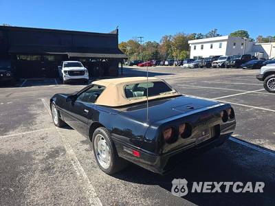 1995 Chevrolet Corvette Convertible - zdjęcie 2 z 22 - miniatura