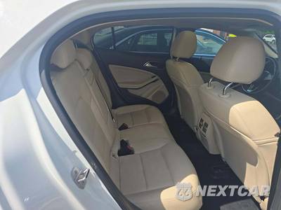 2019 Mercedes-Benz GLA 250 4MATIC - zdjęcie 16 z 24 - miniatura