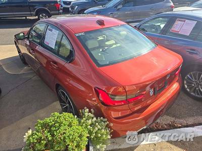 2021 BMW 3 Series Sedan 330i xDrive M SPORT LINE - zdjęcie 2 z 27 - miniatura