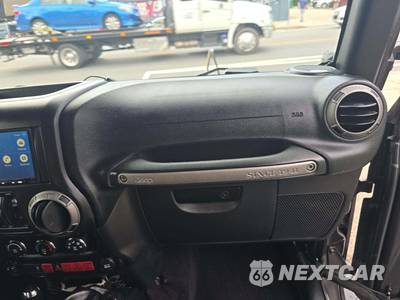 2016 Jeep Wrangler Unlimited Sport - zdjęcie 19 z 27 - miniatura
