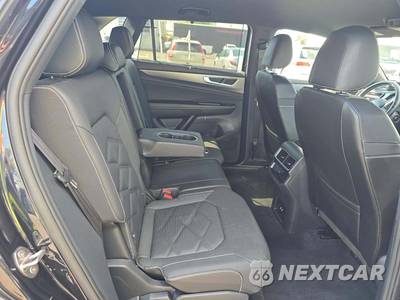 2025 Volkswagen Atlas Cross Sport 2.0T SE w/Technology - zdjęcie 13 z 20 - miniatura