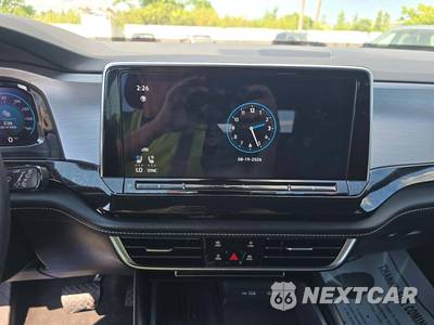 2025 Volkswagen Atlas Cross Sport 2.0T SE w/Technology - zdjęcie 7 z 20 - miniatura