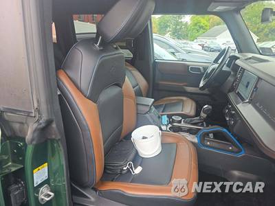 2023 Ford Bronco Outer Banks Advanced - zdjęcie 18 z 23 - miniatura