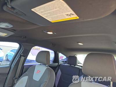 2016 Ford Focus ST Hatchback - zdjęcie 8 z 27 - miniatura