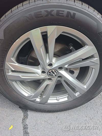 2024 Volkswagen Atlas Cross Sport 2.0T SEL R-Line - zdjęcie 22 z 24 - miniatura