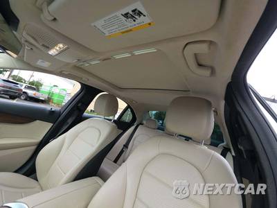 2021 Mercedes-Benz C 300 4MATIC Sedan - zdjęcie 11 z 24 - miniatura
