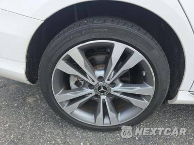 2021 Mercedes-Benz C 300 4MATIC Sedan - zdjęcie 22 z 24 - miniatura