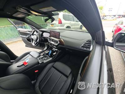 2024 BMW X4 Sports Activity Coupe xDrive30i - zdjęcie 19 z 21 - miniatura