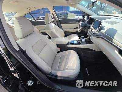 2025 Nissan Altima SV - zdjęcie 18 z 20 - miniatura