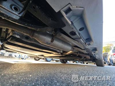 2026 Toyota Sienna LE 8-Passenger 120.5" WB - zdjęcie 18 z 22 - miniatura