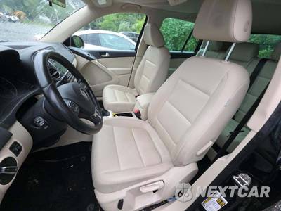 2013 Volkswagen Tiguan SE - zdjęcie 6 z 20 - miniatura
