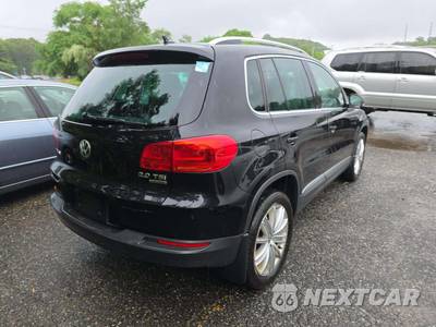 2013 Volkswagen Tiguan SE - zdjęcie 3 z 20 - miniatura