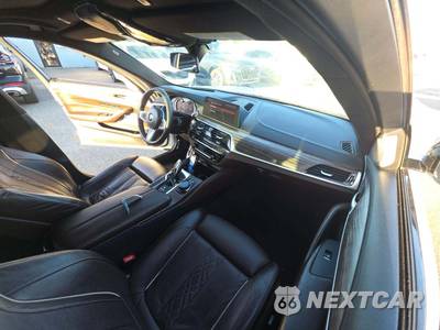 2018 BMW 5 Series Sedan M550i xDrive - zdjęcie 19 z 24 - miniatura