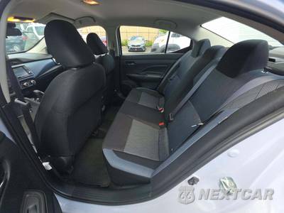 2025 Nissan Versa SV - zdjęcie 13 z 22 - miniatura