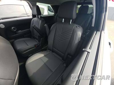 2026 Hyundai Palisade SEL 7-Passenger - zdjęcie 13 z 21 - miniatura