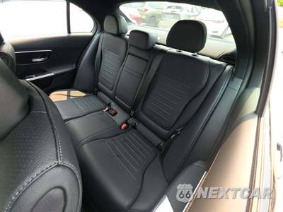 2023 Mercedes-Benz C 300 4MATIC Sedan - zdjęcie 13 z 20 - miniatura