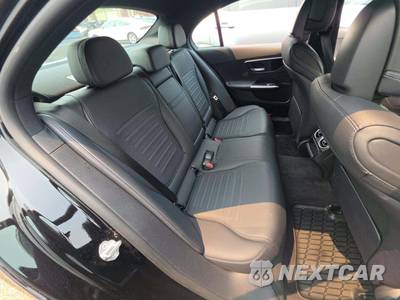 2023 Mercedes-Benz C 300 4MATIC Sedan - zdjęcie 16 z 20 - miniatura