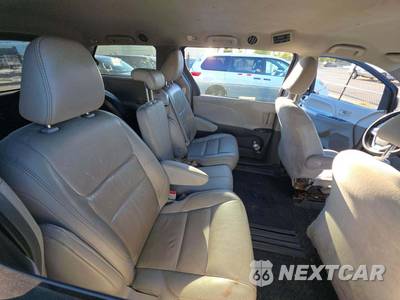 2019 Toyota Sienna L 7-Passenger 119.3" WB - zdjęcie 17 z 30 - miniatura