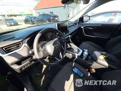 2024 Toyota RAV4 XLE - zdjęcie 10 z 20 - miniatura