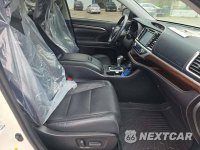 2015 Toyota Highlander Limited - zdjęcie 16 z 23 - miniatura