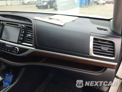 2015 Toyota Highlander Limited - zdjęcie 17 z 23 - miniatura