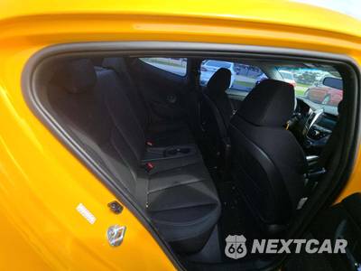 2016 Hyundai Veloster - zdjęcie 13 z 25 - miniatura