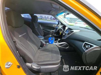 2016 Hyundai Veloster - zdjęcie 16 z 25 - miniatura