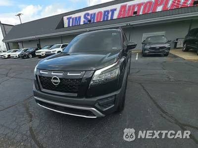 2023 Nissan Pathfinder Rock Creek - zdjęcie 1 z 22 - miniatura