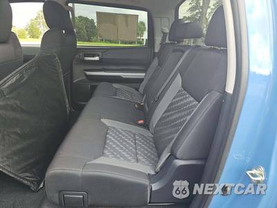 2020 Toyota Tundra SR5 Crew Cab Short Bed - zdjęcie 10 z 30 - miniatura