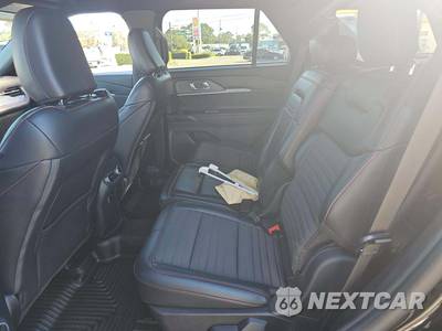 2025 Ford Explorer ST-Line - zdjęcie 10 z 24 - miniatura