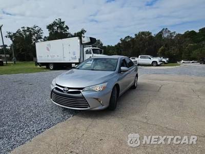 2015 Toyota Camry LE - zdjęcie 1 z 26 - miniatura