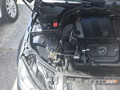 2013 Mercedes-Benz C 250 Sedan - zdjęcie 25 z 28 - miniatura