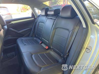 2013 Volkswagen Passat 2.5L SE w/Sunroof & Navigation - zdjęcie 13 z 26 - miniatura