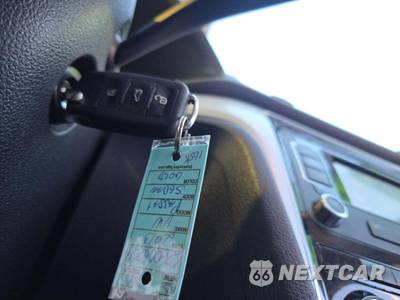 2013 Volkswagen Passat 2.5L SE w/Sunroof & Navigation - zdjęcie 8 z 26 - miniatura