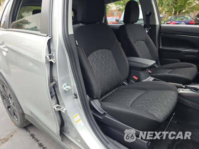2026 Mitsubishi Outlander Sport 2.0 S - zdjęcie 15 z 17 - miniatura