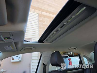 2022 Volkswagen Passat 2.0T SE - zdjęcie 11 z 21 - miniatura