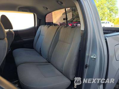 2017 Toyota Tacoma SR Crew Cab Medium Bed - zdjęcie 13 z 26 - miniatura