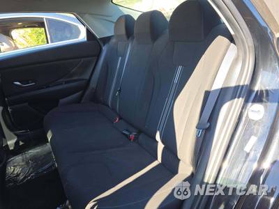 2021 Hyundai Elantra SEL - zdjęcie 13 z 21 - miniatura