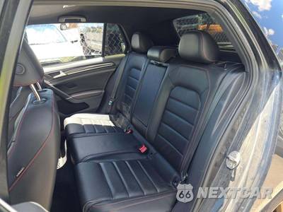 2016 Volkswagen Golf GTI Autobahn Hatchback w/Performance Pkg - zdjęcie 13 z 26 - miniatura