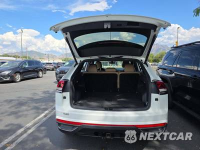 2020 Volkswagen Atlas Cross Sport V6 SE w/Technology - zdjęcie 14 z 21 - miniatura