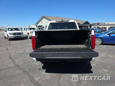 2023 Toyota Tundra SR5 Crew Cab Short Bed - zdjęcie 14 z 21 - miniatura