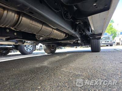 2025 Ford Super Duty F-250 Lariat Crew Cab Medium Bed - zdjęcie 17 z 20 - miniatura