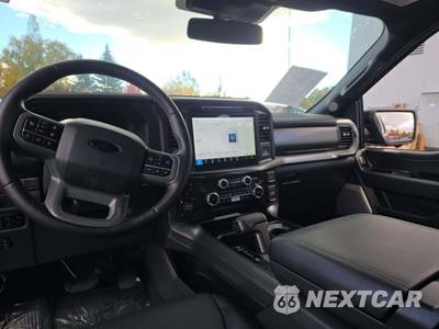 2025 Ford F-150 LARIAT Crew Cab Short Bed - zdjęcie 7 z 17 - miniatura