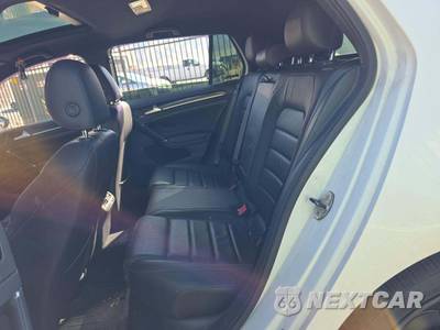 2015 Volkswagen Golf GTI Autobahn Hatchback - zdjęcie 13 z 21 - miniatura