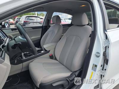 2018 Hyundai Sonata SE - zdjęcie 6 z 23 - miniatura