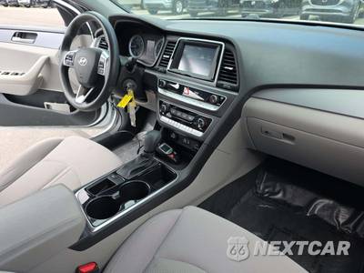 2018 Hyundai Sonata SE - zdjęcie 19 z 23 - miniatura